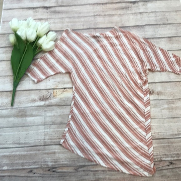 Rue 21 vintage sheer red and white striped ruched asymmetrical short sleeve tee - Picture 2 of 2